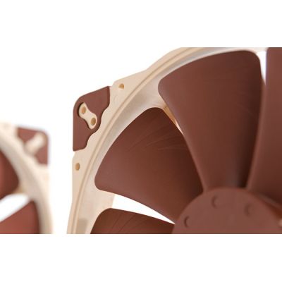 6. NOCTUA 200x200x30 mm NF-A20 PWM Lüfter