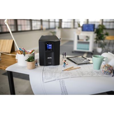 3. APC Smart-UPS C 1500VA LCD 230V mit SmartConnect