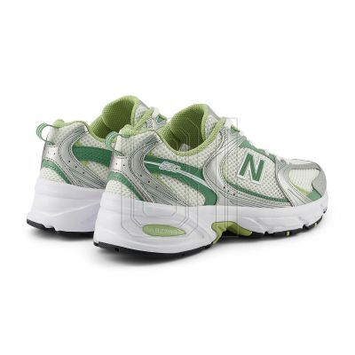 6. New Balance MR530ADB Schuhe