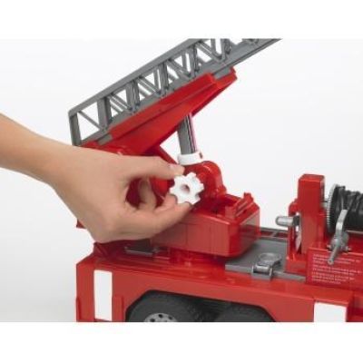 3. BRUDER MAN Feuerwehrwagen mit Klappleiter