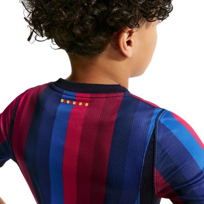 7. Nike FC Barcelona Heimtrikot für Kinder 2026/27, Burgunderrot/Blau, II1624 683