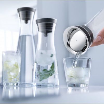 9. WMF 0617726040 1,5 l Schwarz, Transparent