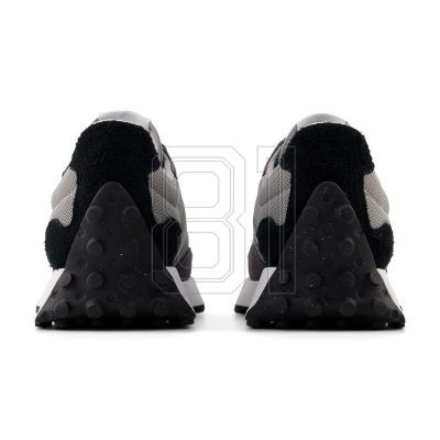 11. New Balance U327MD Schuhe
