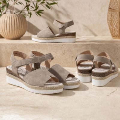 5. Beige Jezzi Keilsandalen aus Leder für Damen, Größe 26SD18-32