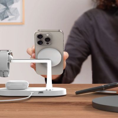 6. Tech-Protect A12 3in1 MagSafe induktives Ladegerät für Smartphone / Kopfhörer / Smartwatch - Weiß