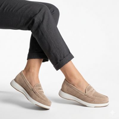 4. Sergo Leone MK098H Damen-Schuhe mit durchbrochenem Muster in Nude.