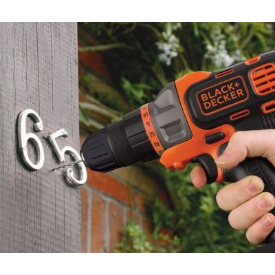 9. Black & Decker MT218KB 800 U/min Bohrmaschine, Schwarz/Orange, 1,46 kg