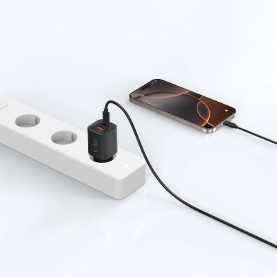 6. Tech-Protect NCM33W 2-Port PD33W/QC3.0 Wandladegerät - schwarz