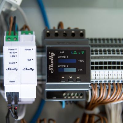 3. Shelly Pro Doppelabdeckung / Verschluss PM Leistungsrelais Schwarz