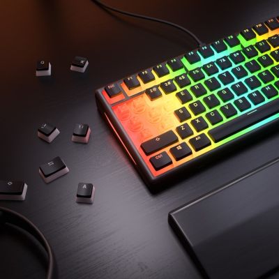 7. Glorious Gaming GMBK 75% USB QWERTY US Englisch Tastatur Schwarz