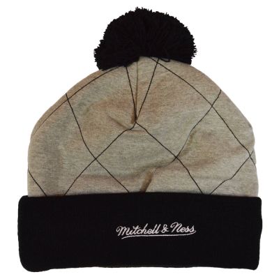 2. Mitchell & Ness NBA Steppmütze mit Bommel (HWC Chicago Bulls)