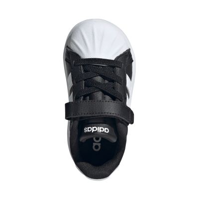 4. Adidas Streettalk Schwarze Kinderschuhe JQ8605