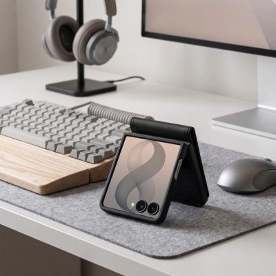 6. Tech-Protect Brieftaschenhülle für Samsung Galaxy Z Flip 8 - Schwarz