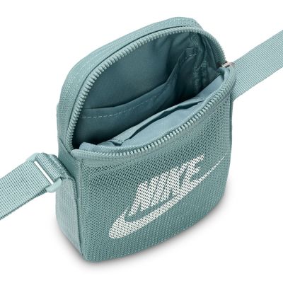 4. Nike Heritage S Smit Tasche BA5871-017