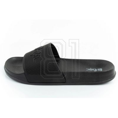 2. Lee Cooper M LCW-25-07-3527M flip-flops