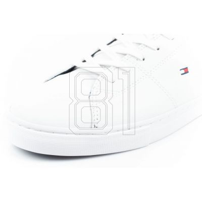 6. Tommy Hilfiger Essential M Schuhe FM0FM04047YBR