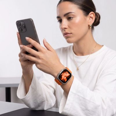 4. Tech-Protect NylonLoop Armband für Apple Watch 44 / 45 / 46 / 49 mm – Orange