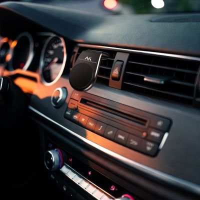 9. MACLEAN Autotelefonhalterung MC-326