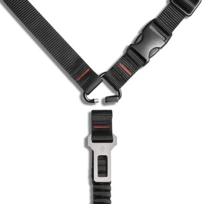5. Spigen PS100 Universal-Sicherheitsgurt für Haustiere – Schwarz