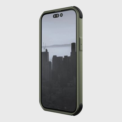 9. Raptic X-Doria Fort Case iPhone 14 Pro Max mit gepanzerter MagSafe-Hülle grün
