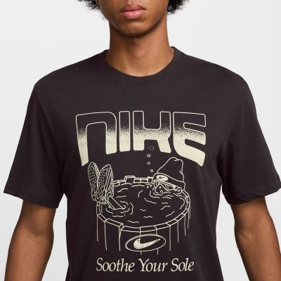 3. Nike Sportswear Grafik-T-Shirt M HQ9264-045