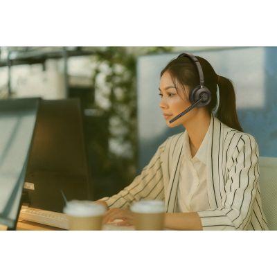 4. Creative Labs 51EF1290AA000 Kopfhörer/Headset