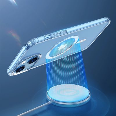 4. Dux Ducis Clin Magnethülle für iPhone 14 Plus kompatibel mit MagSafe transparent