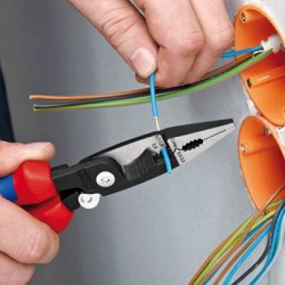 2. 200 mm 6-in-1 Elektroinstallationszange