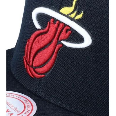 5. Mitchell & Ness NBA Miami Heat Top Spot Snapback Hwc Heat Cap HHSS2976-MHEYYPPPBLCK