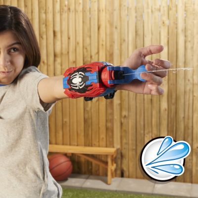 8. Marvel Spider-Man F87345L0 Spielzeugwaffe