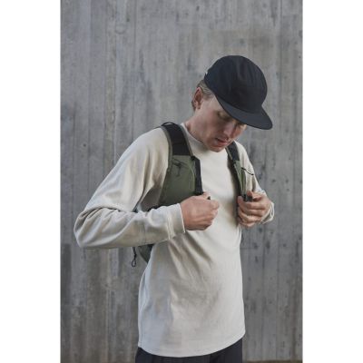 3. POC Poise Rundhals-Sweatshirt Beige