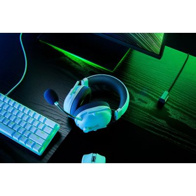 3. Razer BlackShark V2 Pro Kabelloses Bluetooth-Gaming-Headset mit Kopfbügel, Weiß