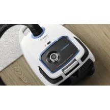 Bosch Serie 6 ProSilence BGB6SIL0L Staubsauger mit Beutel