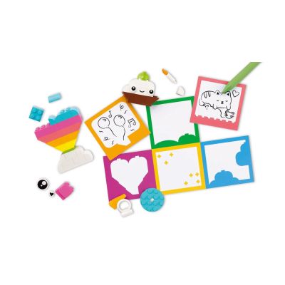 17. LEGO CLASSIC 11042 Kreative Glücksbox