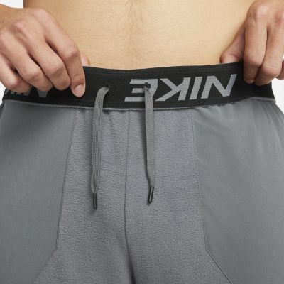 11. Nike Therma-FIT M Hose DD2136-068