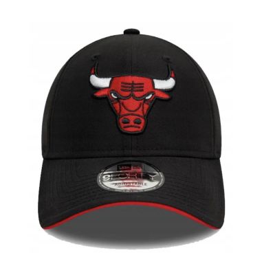2. New Era 9FORTY Chicago Bulls Cap - 60595181