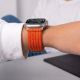 7. Tech-Protect Nylon-Sportarmband für Apple Watch 44 / 45 / 46 / 49 mm – Orange