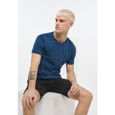 17. Mustang Aaron C Basic T-Shirt M 1013822-5230
