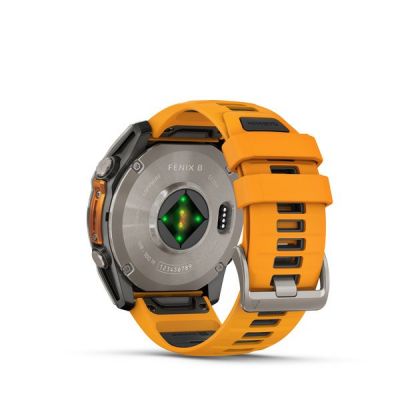2. Garmin Fenix 8 AMOLED Saphir Titan Spark Orange Uhr