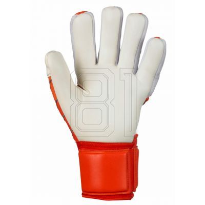 3. Select 77 Super Grip v24 Torwarthandschuhe T26-18609
