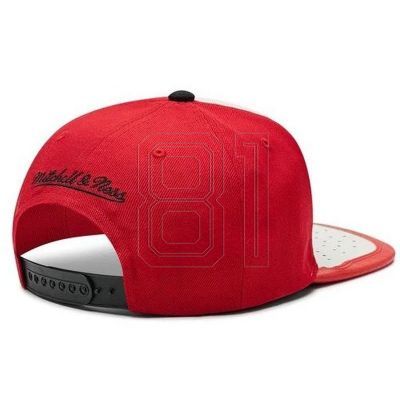 2. Mitchell & Ness NBA Day One Snapback Bulls Cap 6HSSMM19224-CBUWHRD