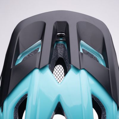 7. ENDURO Helm