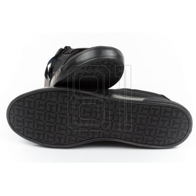 5. Tommy Hilfiger Sneaker M FM0FM005960GJ
