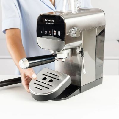 4. Taurus Euforia Digital 1350W Siebträger-Kaffeemaschine | 20 bar