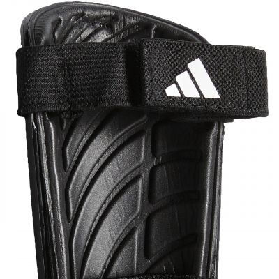2. adidas Tiro Match Club Jr IP3996 Fußball-Schienbeinschoner