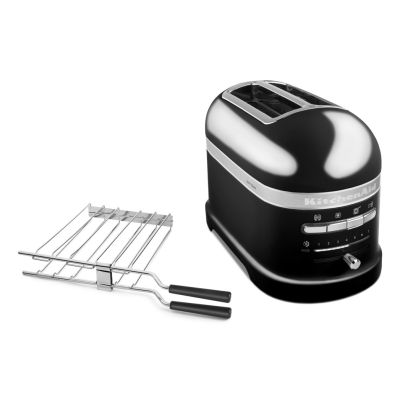 2. KitchenAid 5KMT2204EOB Toaster