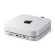 4. Satechi Stand & Hub – Ständer und Hub für Mac Mini/Studio (USB-C 3.2, USB-A 3.2, 2x USB-A 3.0, 3,5-mm-Klinkenbuchse, Micro-/SD-Anschluss, NVMe/M.2 SATA SSD)