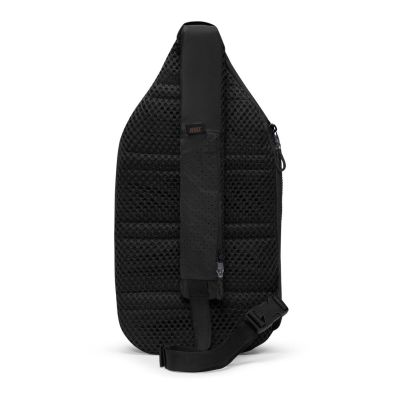 2. Nike Sportswear Essentials DJ9796-010 Tasche