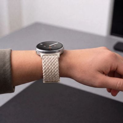 4. Tech-Protect NylonMag Armband für Samsung Galaxy Watch 40/44/46 mm – Beige