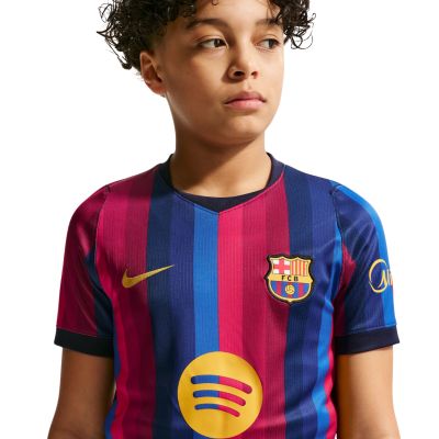6. Nike FC Barcelona Heimtrikot für Kinder 2026/27, Burgunderrot/Blau, II1624 683